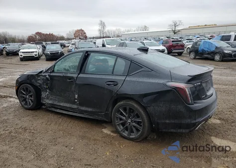 2026 Cadillac Ct5-V z USA, uszkodzony, nr VIN 1G6DV5RW3T0100592